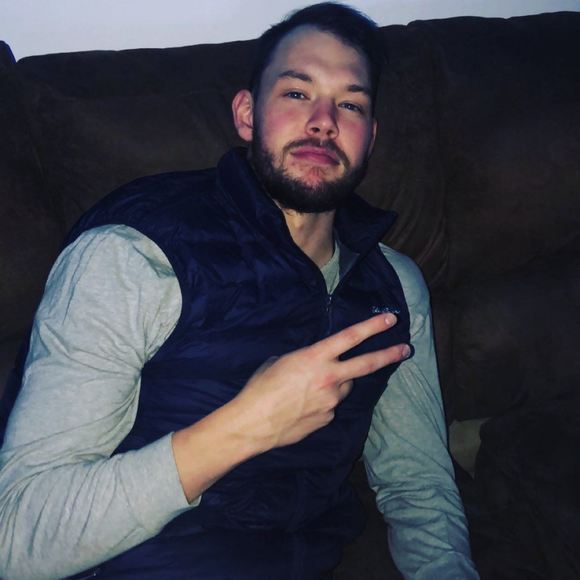 Profile Picture of Ryan Potts (@rypo13) on Poshmark