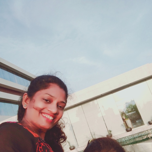 Profile Picture of Parul chauhan Chauhan (@parul561) on Poshmark