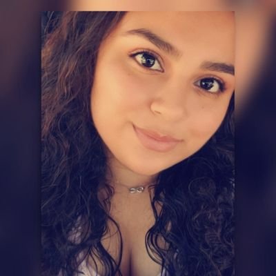 Profile Picture of Desirae Garcia (@sweetpea91699) on Twitter