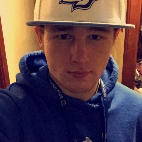 Profile Picture of Thomas Kinney (@tktrey15) on Poshmark