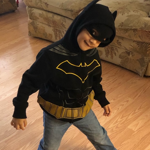 Profile Picture of Muhammad Khan (@mohammedkhan11) on Poshmark