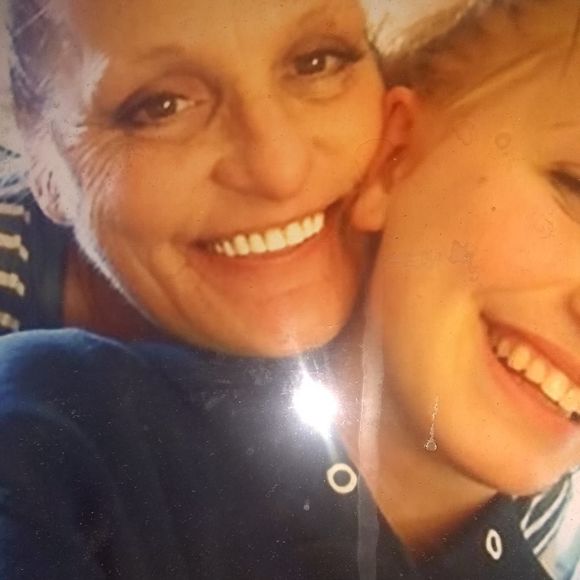 Profile Picture of Tammy Maattala (@molthop1964) on Poshmark