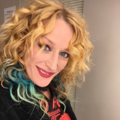 Profile Picture of Shannon  Conley (@sheconleynyc) on Twitter
