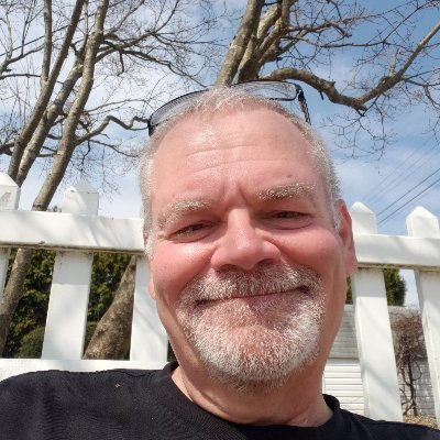 Profile Picture of Robert Friedrich (@Self_Security) on Twitter