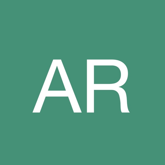 Profile Picture of April Rector (@alrector1) on Poshmark