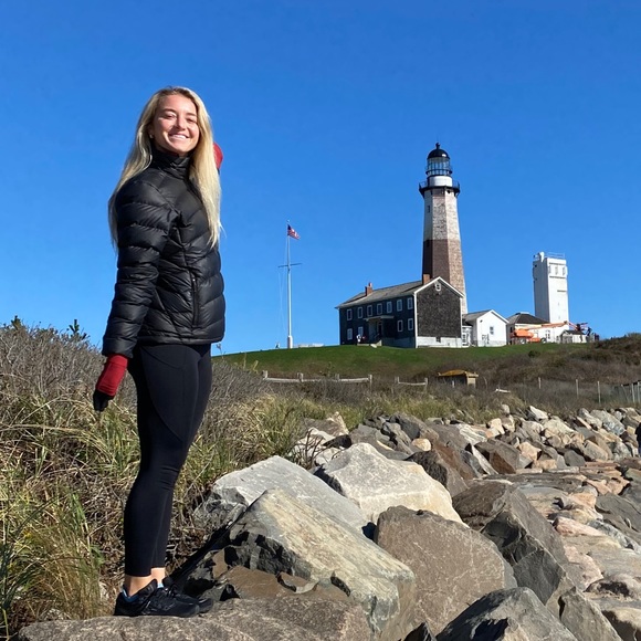 Profile Picture of Alex Miele (@alex_miele) on Poshmark