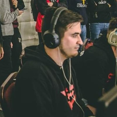 Profile Picture of Adam Lockett (@FaaZeeR_) on Twitter