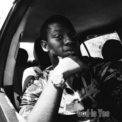 Profile Picture of Charles Bessa-Simons (@charleskwekz) on Twitter