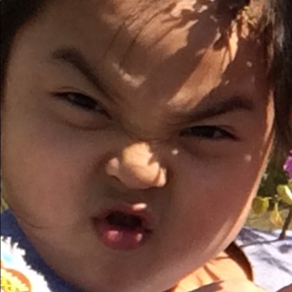 Profile Picture of Julia Cao (@juliacao11) on Poshmark