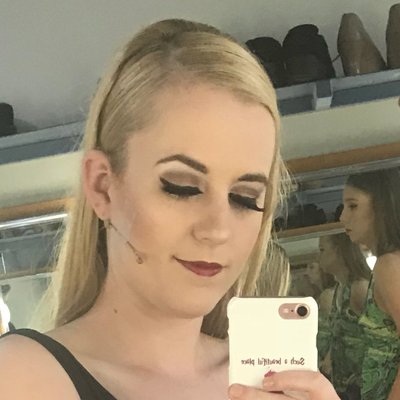 Profile Picture of Monica Willett (@dancermonmon) on Twitter