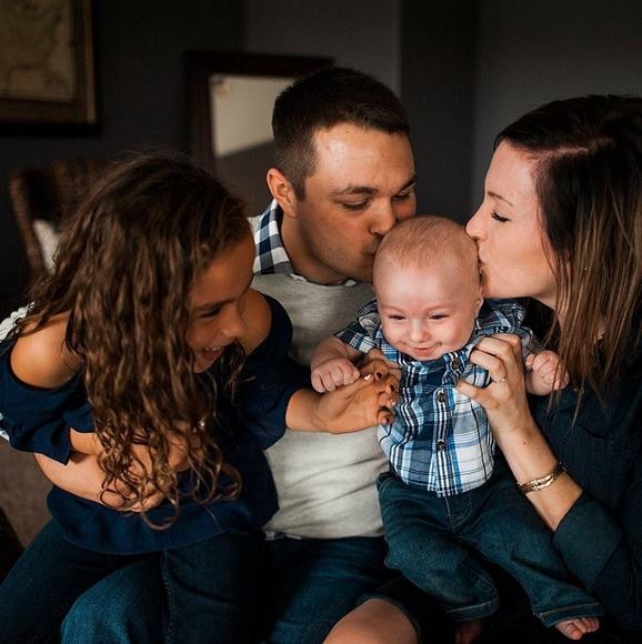 Profile Picture of Riley Chohon (@chohon2012) on Poshmark