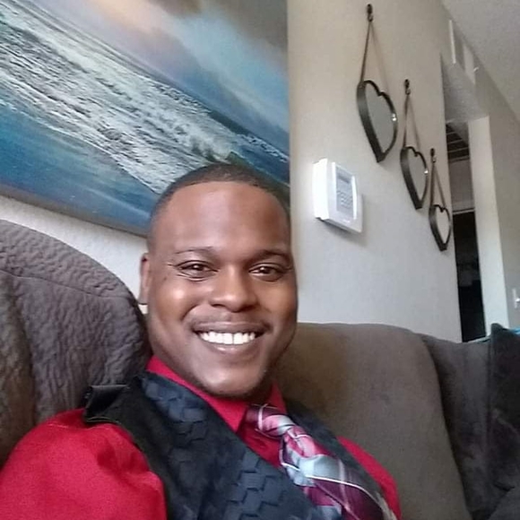 Profile Picture of Jeremy Holbert (@pastorholbert05) on Poshmark