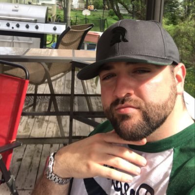 Profile Picture of Tyler Renner (@Tyl3rRenner) on Twitter