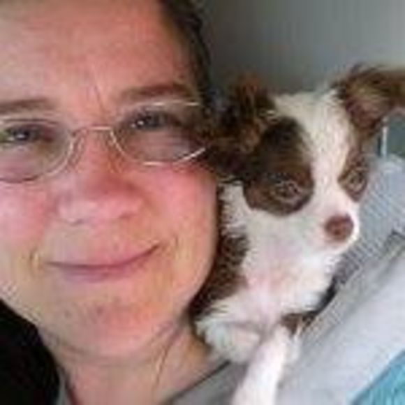 Profile Picture of Donna Swift (@twoturtletoes) on Poshmark