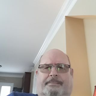 Profile Picture of James Erf (@james.erf.16) on Facebook