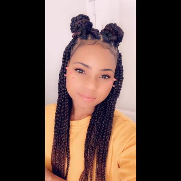 Profile Picture of Tina Tyler (@tinatyler361) on Poshmark