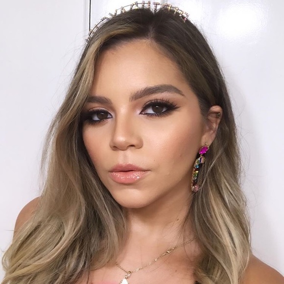 Samantha Merheb - Poshmark Profile Picture of Samantha Merheb (@sammc0511) on Poshmark