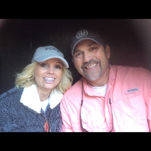 Profile Picture of Danny Gardner (@dannyrgardner72) on Poshmark