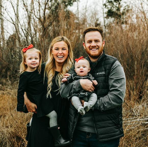 Profile Picture of Madison Malmgren (@m_malmgren) on Poshmark