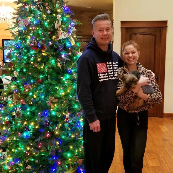 Profile Picture of Arianna Lamora (@lashmora) on Poshmark