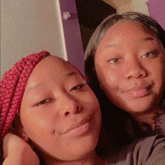 Mashalie Thompson - Poshmark Profile Picture of Mashalie Thompson (@mashalienakaye) on Poshmark