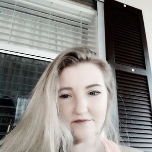 Profile Picture of Debra Gibbs (@13debragibbs) on Twitter