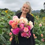 Profile Picture of Sarah Foster| Flower Farmer (@countrystyleandlife) on Instagram