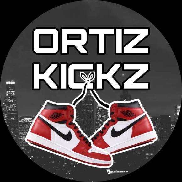 Profile Picture of Julio Ortiz (@julioortiz715) on Poshmark