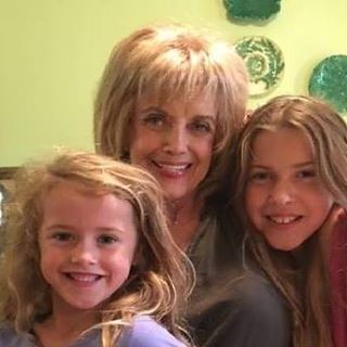 Profile Picture of Mitzi Roberts (@Mitzi-Roberts) on Facebook