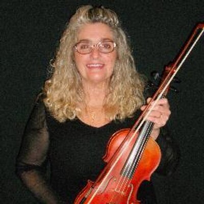 Profile Picture of Virginia Thompson (@organicstrings) on Twitter