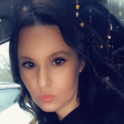 Profile Picture of KELLI RHODES (@kellirhodes79) on Twitter