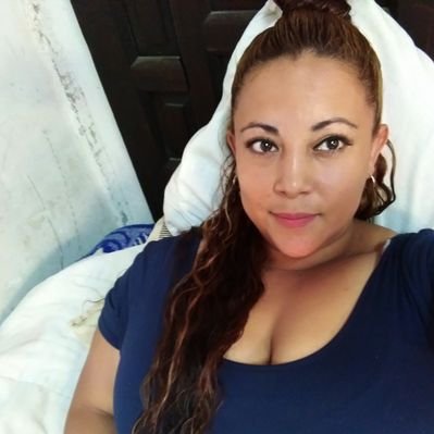 Profile Picture of Claudia Ledesma (@Claudia10848599) on Twitter