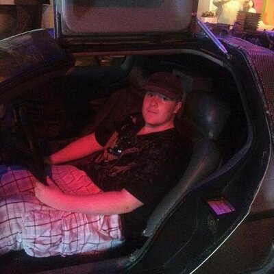 Profile Picture of Alex Pittman (@@alexanderP69) on Twitter