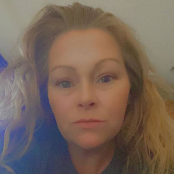 Profile Picture of Angie Kafka (@akafka) on Poshmark