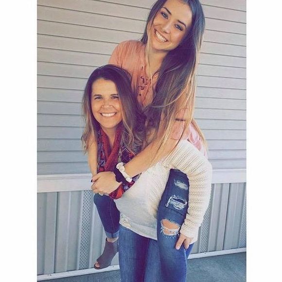 Profile Picture of Brianne Pridgen (@briannepridgen) on Poshmark