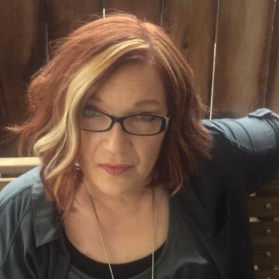 Profile Picture of Jo Wright (@JustJosPlace) on Twitter
