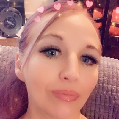 Stacy Wallis Avon Lady - Twitter Profile Picture of Stacy Wallis Avon Lady (@stacywallis76) on Twitter