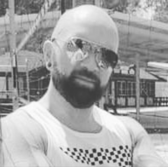 Profile Picture of Mike Barnoski (@mbarnoski) on Poshmark