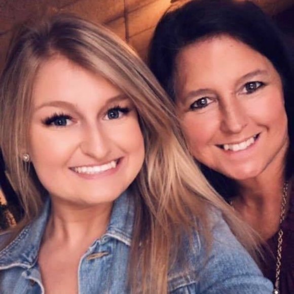 Profile Picture of Marsha Beafore (@mbeafore) on Poshmark