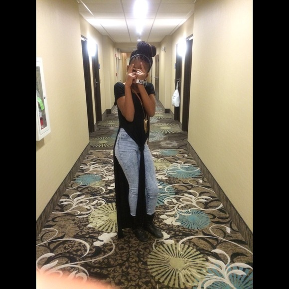 Profile Picture of Adashia Kennerson (@dejaboo579) on Poshmark