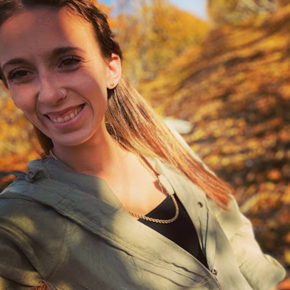 Profile Picture of Jurnee Passalis (@jpassalis17) on Poshmark