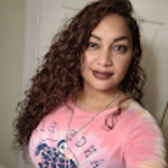 Jeniffer Freites - Poshmark Profile Picture of Jeniffer Freites (@jenifferfreites) on Poshmark