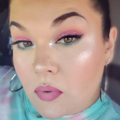 Profile Picture of Savannah Lore'al Day (@BeaucoupBeauty) on Twitter