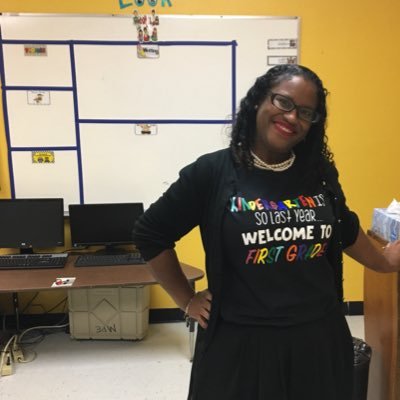 Profile Picture of Nicole Lemons (@NicoleLemons14) on Twitter