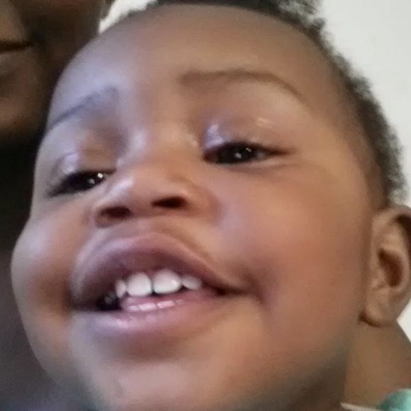 Profile Picture of Diatra Sheppeard (@newhouse4me) on Poshmark