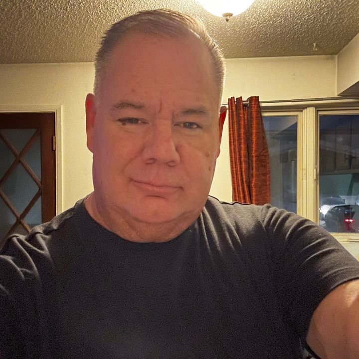 Profile Picture of Eric Johansen (@ericinak) on Tiktok