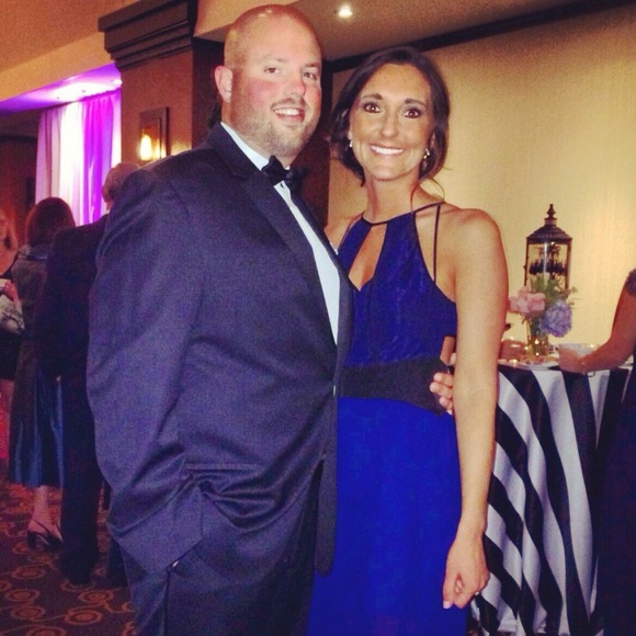 Profile Picture of Lisa Swofford (@lmarieguy) on Poshmark