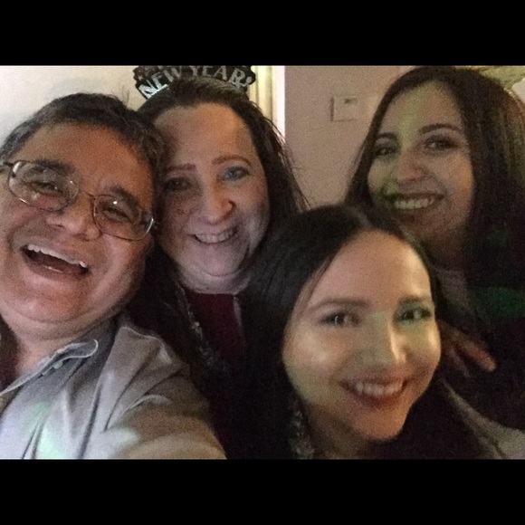 Profile Picture of Julie Dargatz (@rubenjulie) on Poshmark