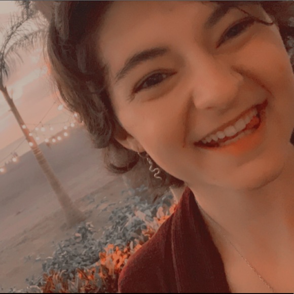 Profile Picture of Sloane Rittler (@sloane1219) on Poshmark