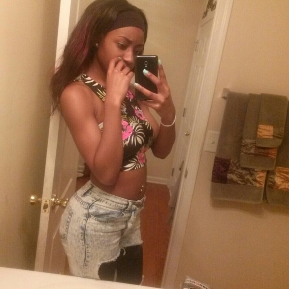 Profile Picture of Jada Mcgainey (@jadab901) on Poshmark